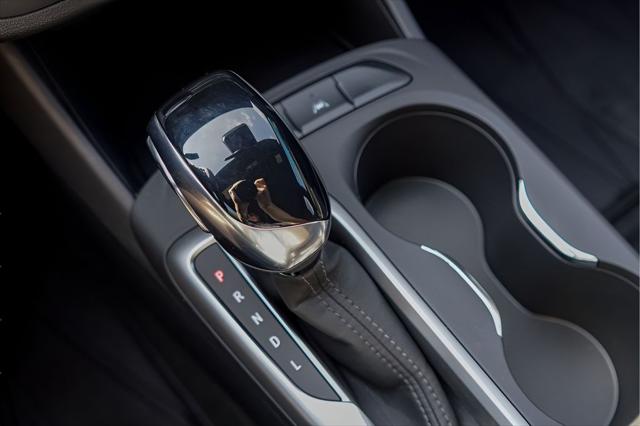 2026 Buick NV Preferred FWD