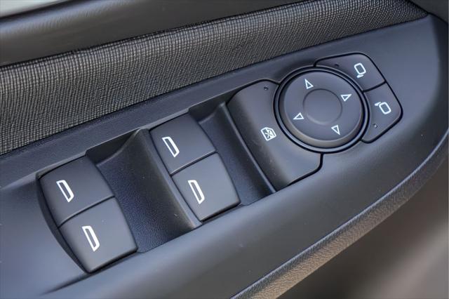 2026 Buick NV Preferred FWD