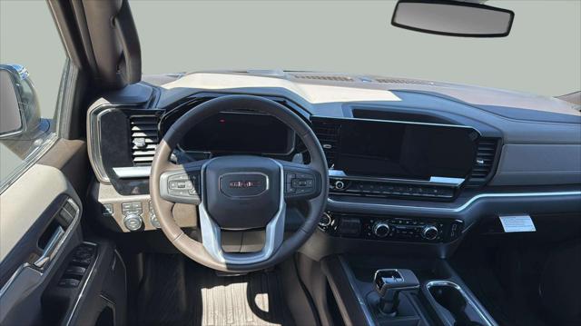 2026 GMC Sierra 1500 Crew Cab, Standard Bed, SLT, 4WD