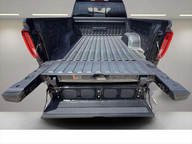 2026 GMC Sierra 1500 Crew Cab, Standard Bed, AT4, 4WD