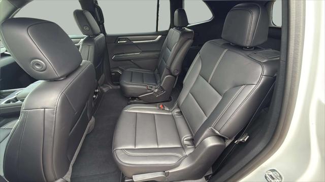 2026 GMC Acadia Elevation AWD