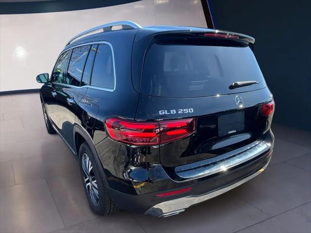2026 Mercedes-Benz GLB 4MATIC