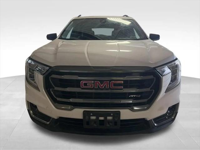 2023 GMC Terrain AWD AT4