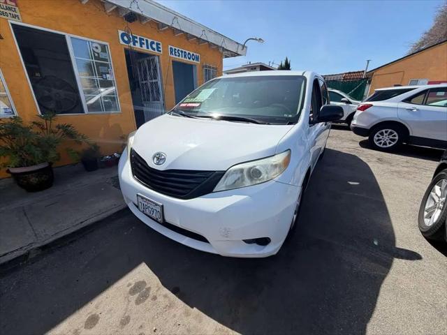 2013 Toyota Sienna L V6 7 Passenger for sale in Los Angeles, CA