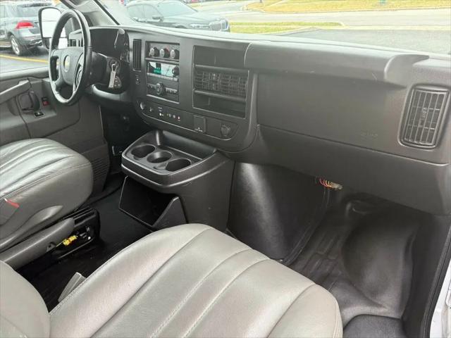 2022 Chevrolet Express Cargo Van RWD 2500 Extended Wheelbase WT