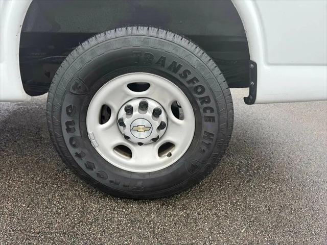 2022 Chevrolet Express Cargo Van RWD 2500 Extended Wheelbase WT