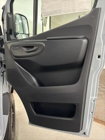 2026 Mercedes-Benz Sprinter 2500 High Roof 4-Cyl Diesel HO