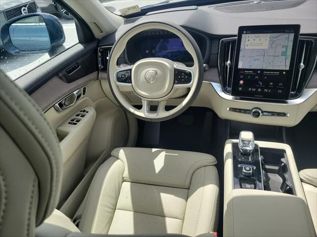 2026 Volvo XC90 Ultra, B6 AWD Gas (mild hybrid), Gasoline, Bright, 6 Seats