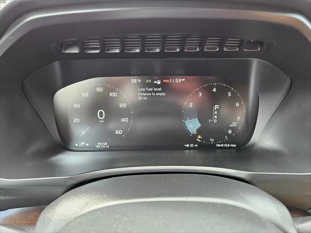 2017 Volvo XC90 T6 Momentum