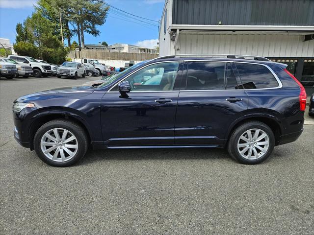 2017 Volvo XC90 T6 Momentum