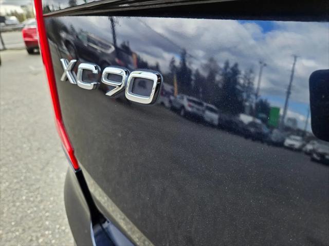 2017 Volvo XC90 T6 Momentum
