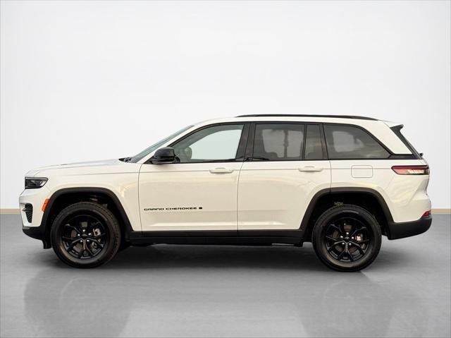 2025 Jeep Grand Cherokee Altitude 4x4