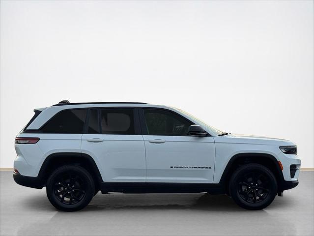 2025 Jeep Grand Cherokee Altitude 4x4