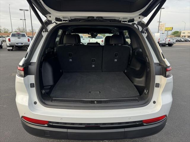 2025 Jeep Grand Cherokee Altitude 4x4