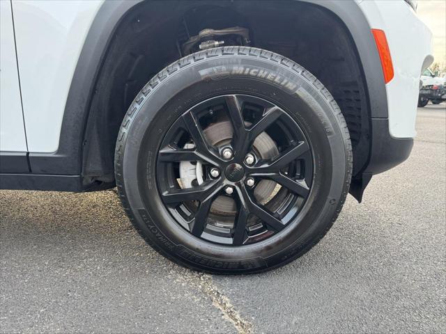 2025 Jeep Grand Cherokee Altitude 4x4