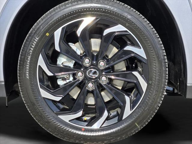 2026 Lexus 300 Premium
