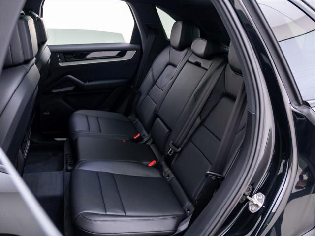 2026 Porsche Cayenne Unknown