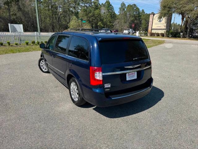 2015 Chrysler Town & Country Touring