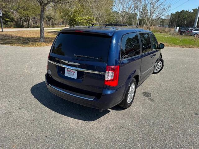 2015 Chrysler Town & Country Touring