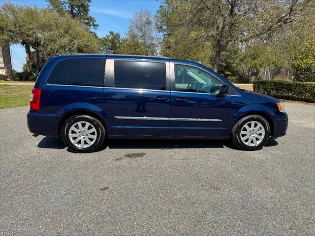 2015 Chrysler Town & Country Touring