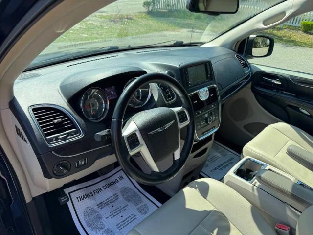 2015 Chrysler Town & Country Touring