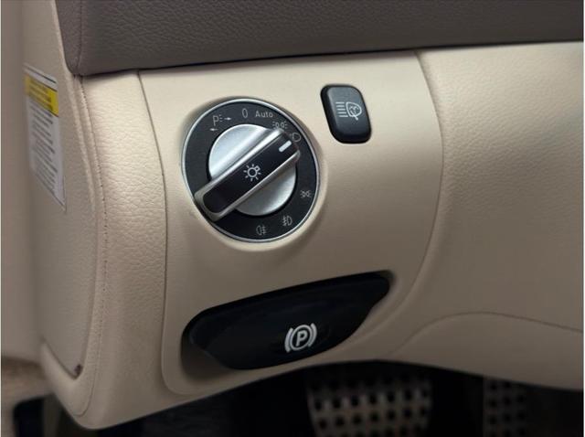 2009 Mercedes-Benz SL SL 550 SL 550 Roadster 2D