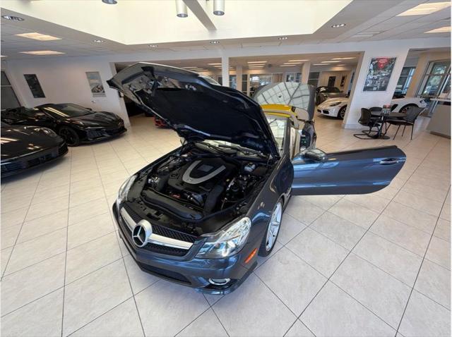 2009 Mercedes-Benz SL SL 550 SL 550 Roadster 2D