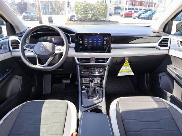 2026 Volkswagen Taos SE
