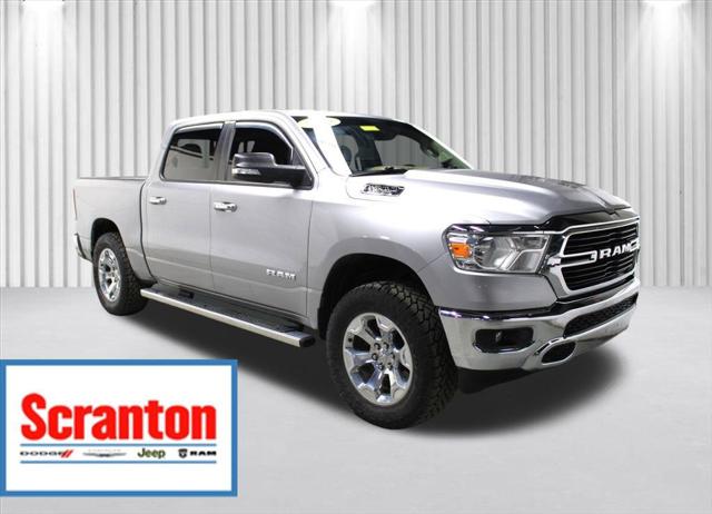 2019 RAM 1500 Big Horn/Lone Star Crew Cab 4x4 57 Box