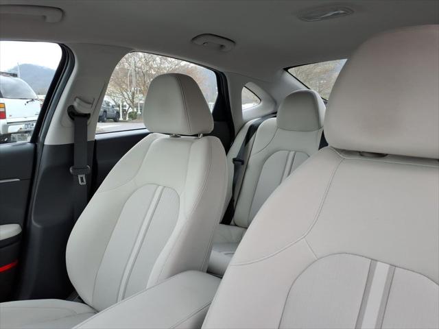 2023 Hyundai Sonata Hybrid Blue