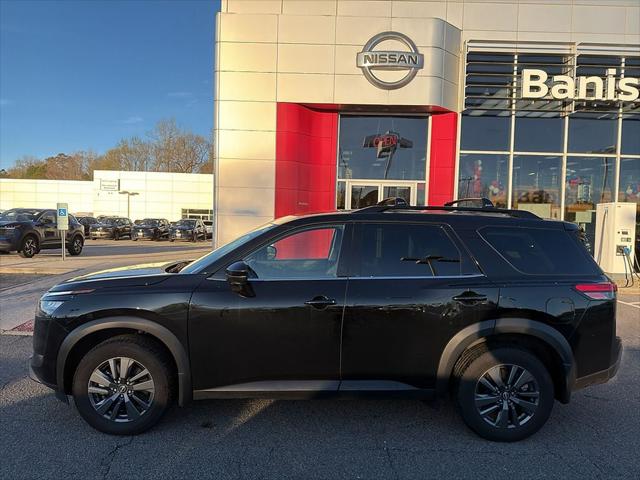 2025 Nissan Pathfinder SV 4WD