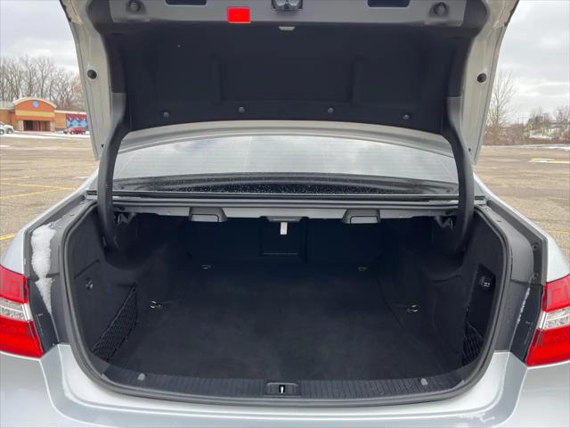 2013 Mercedes-Benz E 350 E350 4MATIC Sedan