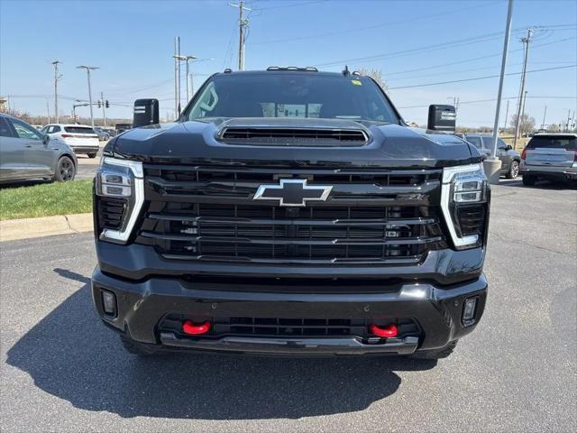 2025 Chevrolet Silverado 2500HD 4WD Crew Cab Standard Bed LTZ