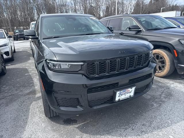2023 Jeep Grand Cherokee L Altitude 4x4