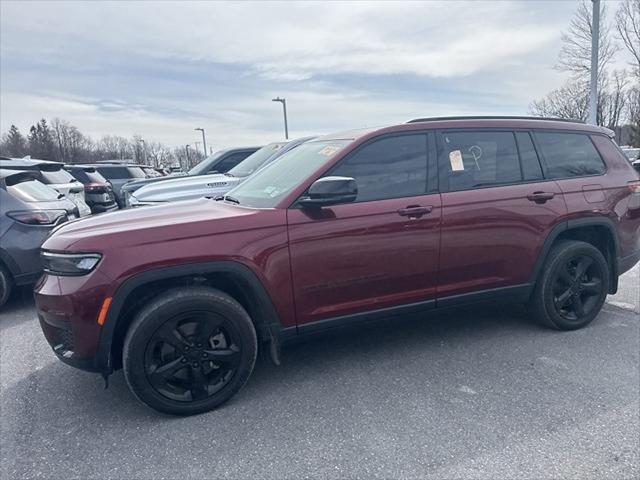 2023 Jeep Grand Cherokee L Altitude 4x4 2023 Jeep Grand Cherokee L Altitude 4x4
