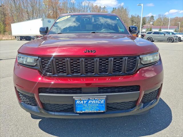 2023 Jeep Grand Cherokee L Altitude 4x4 2023 Jeep Grand Cherokee L Altitude 4x4