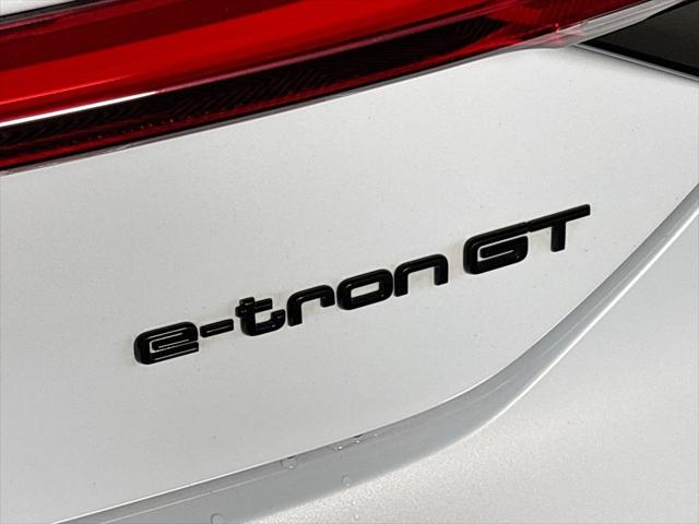 2022 Audi RS e-tron GT quattro