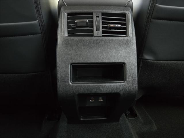 2026 Mitsubishi Outlander LE 1.5T S-AWC