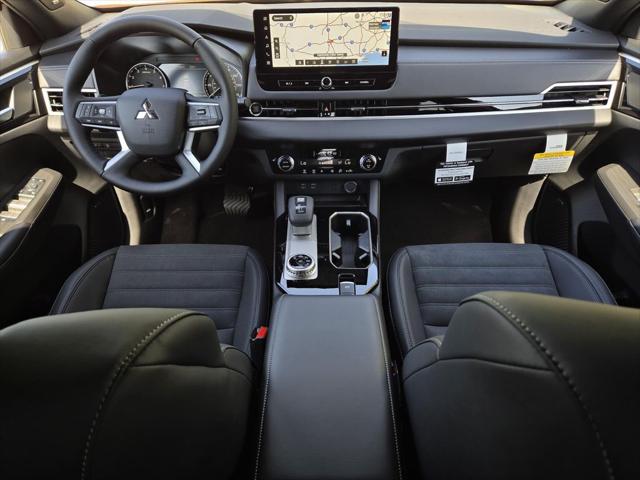 2026 Mitsubishi Outlander LE 1.5T S-AWC