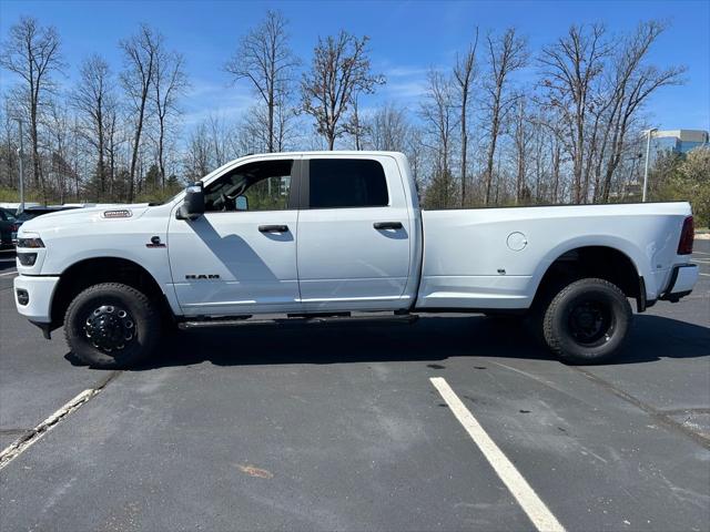 2026 RAM Ram 3500 RAM 3500 BIG HORN CREW CAB 4X4 8 BOX