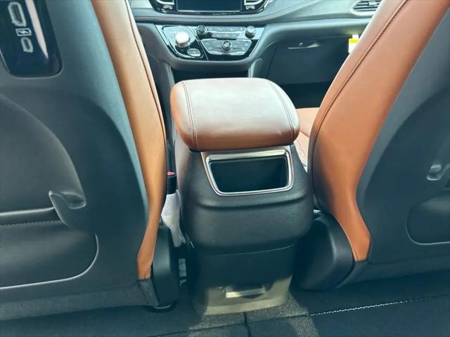 2026 Chrysler Pacifica Pinnacle