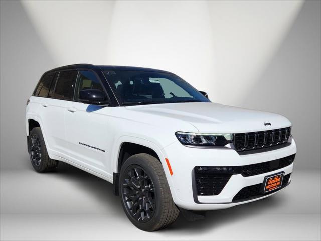 2026 Jeep Grand Cherokee GRAND CHEROKEE SUMMIT 4X4