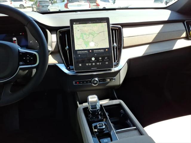 2026 Volvo XC90 Plus, B6 AWD Gas (mild hybrid), Gasoline, Bright, 7 Seats