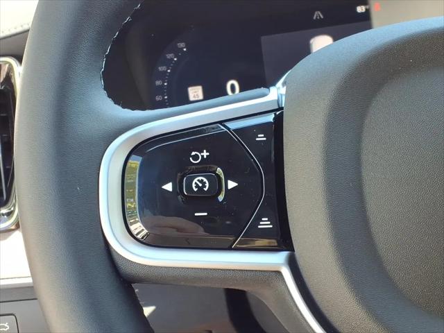2026 Volvo XC90 Plus, B6 AWD Gas (mild hybrid), Gasoline, Bright, 7 Seats