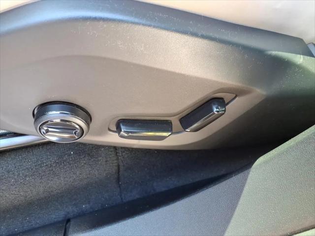 2026 Volvo XC90 Plus, B6 AWD Gas (mild hybrid), Gasoline, Bright, 7 Seats