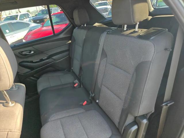 2023 Chevrolet Traverse FWD LT Cloth
