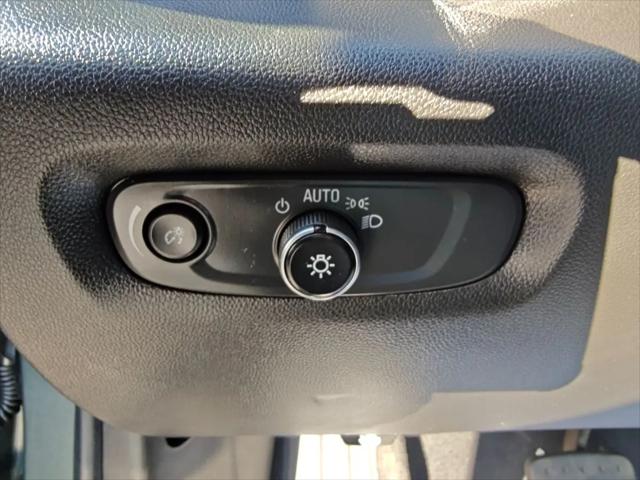 2023 Chevrolet Traverse FWD LT Cloth