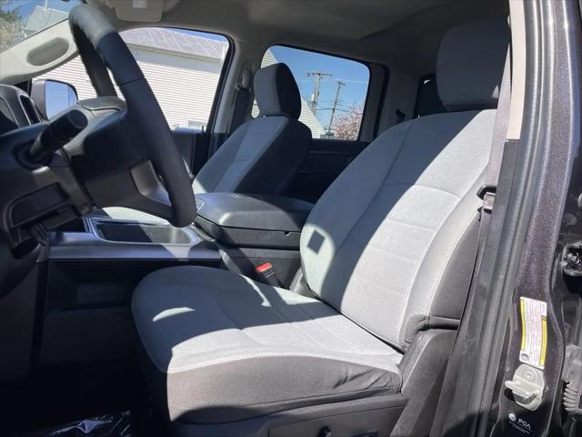 2023 Ram 1500 Classic SLT Crew Cab 4x4 5'7" Box