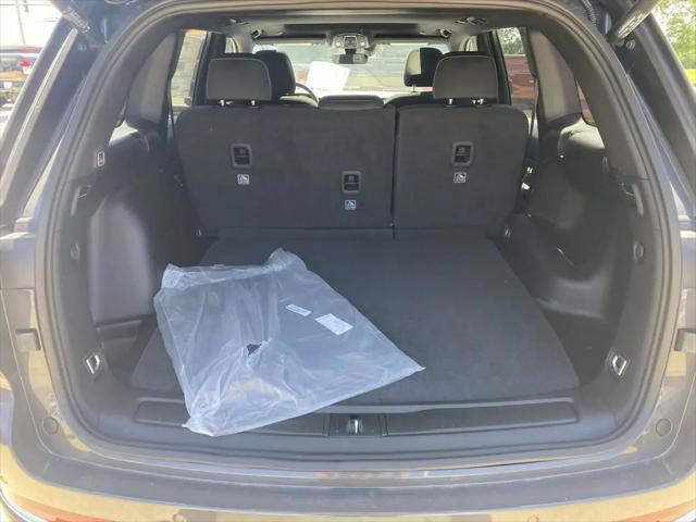 2026 Jeep Grand Cherokee Altitude 4x2
