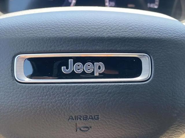 2026 Jeep Grand Cherokee Altitude 4x2